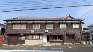 登録有形文化財橋本旅館スタジオ・撮影スタジオ・アトリエミカミ・管理運営・グットデザイン賞・登録有形文化財橋本旅館スタジオ・古民家カフェ・登録有形文化財・ドラマ撮影・映画撮影・再現ドラマ撮影・YouTube撮影・ミュージックビデオ撮影・CM撮影・ロケ地・ロケ現場・撮影場所・ハウススタジオ・レンタルスタジオ・貸しスタジオ・東京・東京近郊・桜川市・真壁町・撮影準