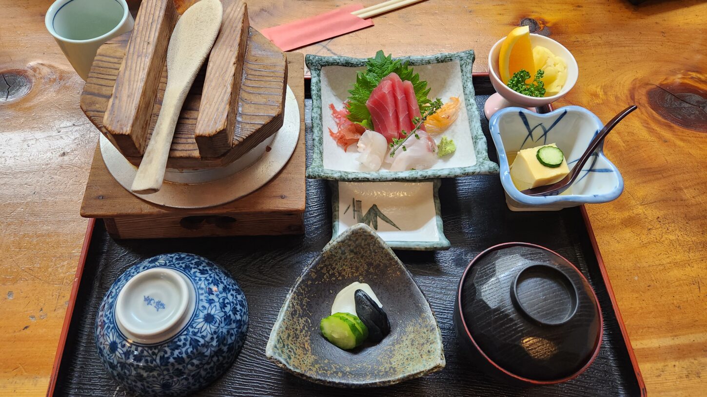 ふかがわ釜めし・千姫釜めし・常総市・水海道・撮影用アパートスタジオ・アパートスタジオ・撮影専用・撮影専用に改造したアパートスタジオ・撮影用電源。壁の取り外し・撮影用物件・ハウススタジオ・レンタルハウス・貸しスタジオ・アトリエミカミ・管理運営・スタジオ料金・映画撮影・ドラマ撮影・再現ドラマ撮影・YouTube撮影・ミュージックビデオ撮影・CM撮影・東京・東京近郊・連続ドラマ撮影・ロケ地・ロケ場所・有名作品・ロケ地巡り・ロケハン・ロケ弁・撮影場・美術建込・ドローン撮影・日本テレビ・テレビ朝日・テレビ東京・フジテレビ・ネットフリックス・ＣＭ撮影・撮影スタジオ・東京都・埼玉県・千葉・神奈川・茨城・関東圏・