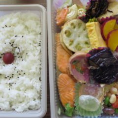 学校スタジオ・近所の魚徳さん・お任せ弁当700円で依頼