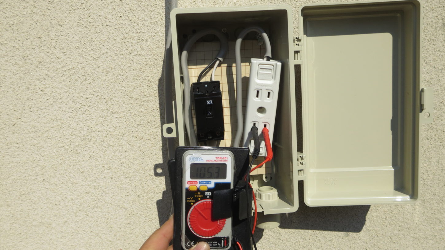 いろんな撮影できる学校スタジオの外に新しく電源場所確保しました。