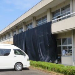 いろいろ撮影できる学校スタジオ・夜シーン・ナイトシーン・撮影・暗幕・黒シート