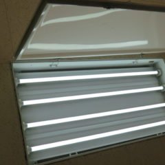 校長室・全部の照明ＬＥＤ・蛍光形のＬＥＤ照明・交換・バイパス工事・