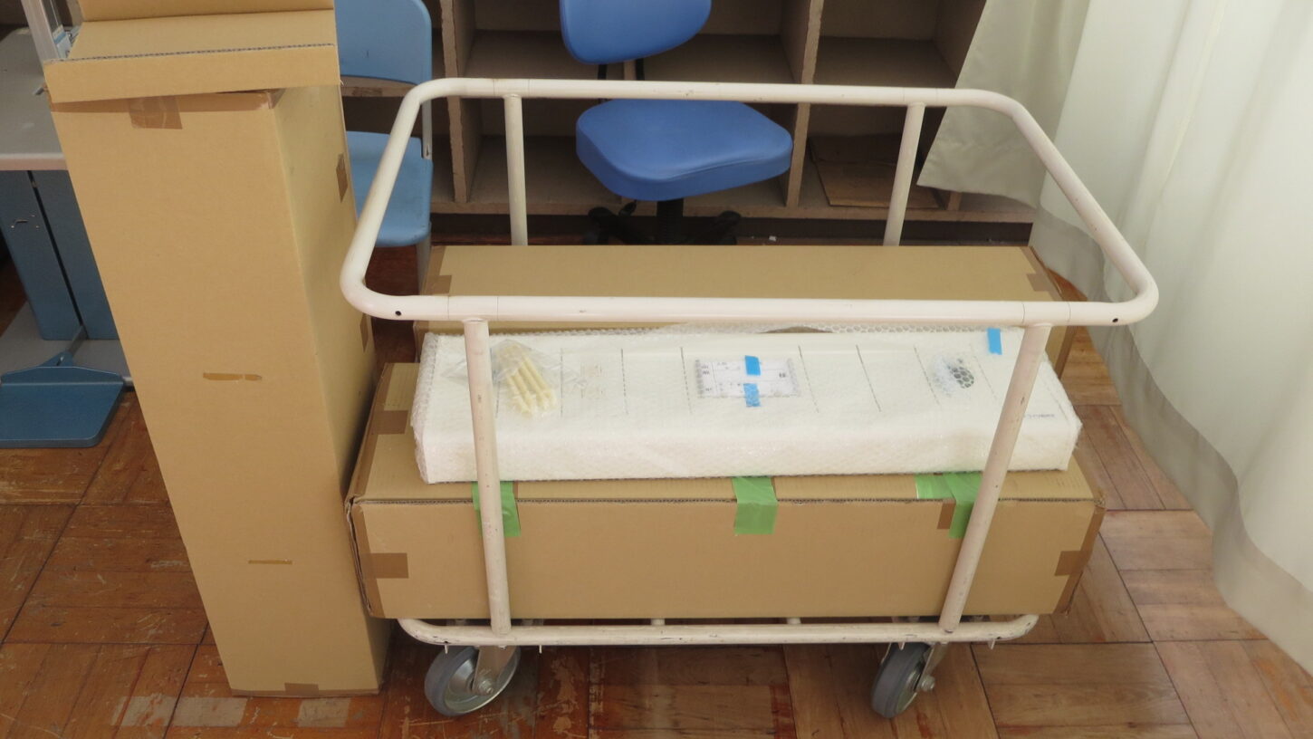 病院スタジオ用・学校スタジオ・保険室・入院ベット・病院用のパネル・ベット上のパネル