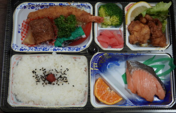 細谷鮮魚店・桜川市・ロケ弁・アトリエミカミ学校スタジオ