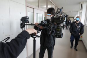 ウエーブＣＭ・カメラ・いろいろ撮影できる学校スタジオ・ーブＣＭ・カメラ・いろいろ撮影できる学校スタジオ・ALEXA Mini LF・いろ