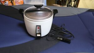 １９６０年台の炊飯器・デットストック物・美術飾り・昭和でレトロなアパートスタジオ・撮影専用アパート・アトリエミカミ管理運営