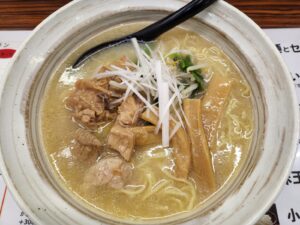 もつの屋・茨城県つくばみらい市小絹683-1・塩もつそば・昭和でレトロなアパートスタジオ・アトリエミカミ管理運営・撮影専用・撮影用電源設置・取り外し可能なパネル壁・ロケ地・ロケ場所