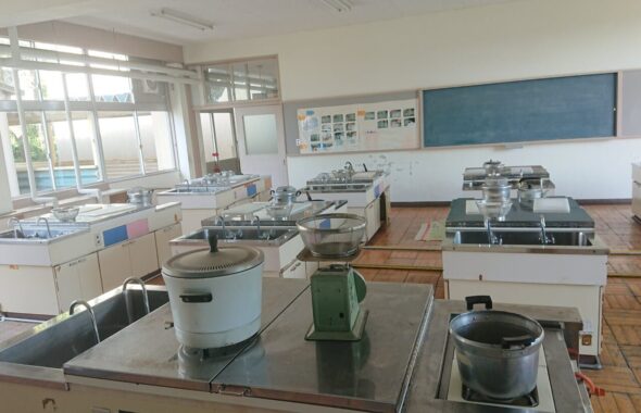 家庭科室・調理実習室・学校スタジオ・撮影場所・ロケ地・ロケ場所・レンタルスタジオ・アトリエミカミ管理運営