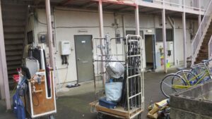 昭和でレトロなアパートスタジオ・メインロケハン・オールスタッフロケハン・撮影専用物件・アトリエミカミ管理運営・ロケ地・ロケ場所・ロケセット・撮影場所・ハウススタジオ・レンタルスタジオ・全室撮影専用・東京近郊・水海道・常総市・撮影用に改造・撮影専用電源確保・ドラマ・映画・ミュージックビデオ・バラエティー番・再現ドラマ