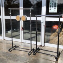 学校スタジオ・備品・ハンガーラック・増設・飾り・衣装部・メイク・衣装掛け・イメージカット・ロケ地・ロケ場所・撮影場所・撮影スポット・学校庭・コスプレ撮影・ドラマ撮影・映画撮影・YouTube撮影・ハウススタジオ・レンタルスタジオ・貸しスタジオ・アトリエミカミ管理運営・東京近郊・桜川市・真壁町・スタジオ