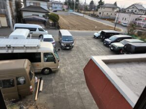 アパートスタジオ・駐車場・映画撮影・アトリエミカミ管理運営・撮影場所・ハウススタジオ・昭和でレトロなアパートスタジオ・ドラマ・映画・再現ドラマ・撮影ポイント・撮影専用物件・常総市・水海道・東京近郊・東京駅から50分・駅歩5分