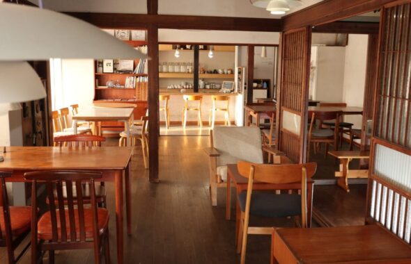 橋本珈琲スタジオ・登録有形文化財橋本旅館スタジオ・グットデザイン賞受賞・おしゃれなカフェ・オシャレな喫茶店・アトリエミカミが管理運営・撮影場所・ロケ地・ロケ場所・ドラマ撮影・映画撮影・ミュージックビデオ撮影・YouTube撮影・再現ドラマ撮影・東京近郊・撮影専用物件・ハウススタジオ