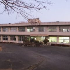 学校スタジオ・外観・アトリエミカミ管理運営・撮影場所・ロケ地・ドラマ撮影・映画撮影・ミュージックビデオ撮影・CM撮影・コマーシャル撮影・ウエーブ動画・撮影現場・東京近郊・YouTube撮影・スチール撮影・グラフィック撮影・イメージ撮影・再現ドラマ撮影