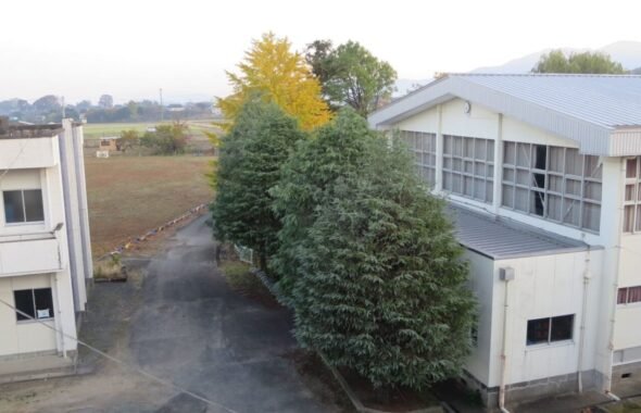 学校スタジオ・体育館前・アトリエミカミ管理運営・撮影場所・ロケ地・ドラマ撮影・映画撮影・ミュージックビデオ撮影・CM撮影・コマーシャル撮影・ウエーブ動画・撮影現場・東京近郊・YouTube撮影・スチール撮影・グラフィック撮影・イメージ撮影・再現ドラマ撮影・雪の予報