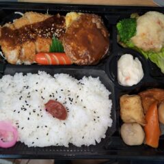 ロケ弁・スーパーうおまつ・撮影弁当・アパートスタジオ・アパート・撮影専用・改造・撮影用電源・撮影専用物件・パネル壁・メインロケハン・オールスタッフロケハン・連続ドラマ・映画撮影・アトリエミカミ管理運営・撮影場所・ハウススタジオ・昭和でレトロなアパートスタジオ・撮影専用物件・出入り階段も俯瞰で撮影・ドラマ・映画・再現ドラマ・撮影ポイント・ロケ地・ロケ場所・常総市・水海道・東京近郊・東京駅から50分・駅歩5分
