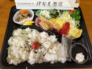 伊勢屋旅館・ロケ弁・弁当・食事・撮影飯・学校スタジオ・アトリエミカミ管理運営・撮影場所・ロケ地・ドラマ撮影・映画撮影・ミュージックビデオ撮影・CM撮影・コマーシャル撮影・ウエーブ動画・撮影現場・東京近郊・YouTube撮影・スチール撮影・グラフィック撮影・イメージ撮影・再現ドラマ撮影