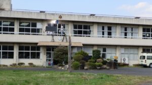 教室・外から照明・学校スタジオ・アトリエミカミ管理運営・ロケ地・東京近郊・撮影場所・ドラマ撮影・ミュージックビデオ撮影・YouTube撮影・映画撮影・再現ドラマ撮影・コスプレ撮影・撮影会・撮影現場・桜川市・真壁町・東京・関東・東京