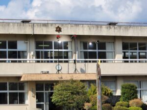 教室・外から照明・学校スタジオ・アトリエミカミ管理運営・ロケ地・東京近郊・撮影場所・ドラマ撮影・ミュージックビデオ撮影・YouTube撮影・映画撮影・再現ドラマ撮影・コスプレ撮影・撮影会・撮影現場・桜川市・真壁町・東京・関東・東京