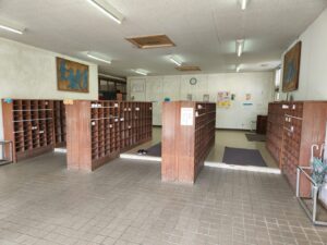 学校スタジオの昇降口周辺・問い合わせ急増・撮影スポット・学園ドラマ・コマーシャル撮影・CM撮影・映画撮影・再現ドラマ撮影・コスプレ撮影・ユーty－部撮影・アトリエミカミ・管理運営・学校撮影・レンタルスタジオ・東京近郊・東京・東京・関東・桜川市・真壁町・撮影専用物件・