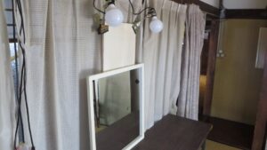 メイクルームに変身・橋本旅館スタジオ・グットデザイン賞・登録有形文化財橋本旅館スタジオ・古民家カフェ・登録有形文化財・アトリエミカミ・管理運営・ドラマ撮影・映画撮影・再現ドラマ撮影・YouTube撮影・ミュージックビデオ撮影・CM撮影・ロケ地・ロケ現場・撮影場所・ハウススタジオ・レンタルスタジオ・貸しスタジオ・東京・東京近郊・桜川市・真壁町