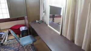 メイクルームに変身・橋本旅館スタジオ・グットデザイン賞・登録有形文化財橋本旅館スタジオ・古民家カフェ・登録有形文化財・アトリエミカミ・管理運営・ドラマ撮影・映画撮影・再現ドラマ撮影・YouTube撮影・ミュージックビデオ撮影・CM撮影・ロケ地・ロケ現場・撮影場所・ハウススタジオ・レンタルスタジオ・貸しスタジオ・東京・東京近郊・桜川市・真壁町