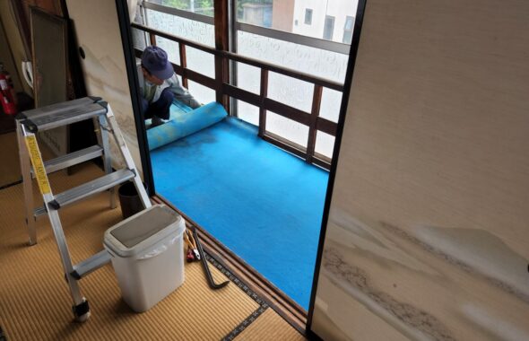 カーペット交換・廊下・登録有形文化財橋本旅館スタジオ・・グットデザイン賞・登録有形文化財橋本旅館スタジオ・古民家カフェ・登録有形文化財・アトリエミカミ・管理運営・ドラマ撮影・映画撮影・再現ドラマ撮影・YouTube撮影・ミュージックビデオ撮影・CM撮影・ロケ地・ロケ現場・撮影場所・ハウススタジオ・レンタルスタジオ・貸しスタジオ・東京・東京近郊・桜川市・真壁町