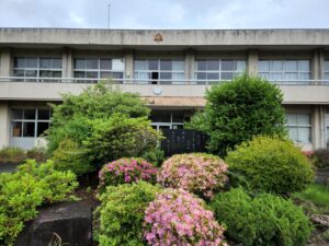 学校スタジオ・草刈り・除草剤・問い合わせ急増・撮影スポット・学園ドラマ・コマーシャル撮影・CM撮影・映画撮影・再現ドラマ撮影・コスプレ撮影・ユーチューブ撮影・アトリエミカミ・管理運営・学校撮影・レンタルスタジオ・東京近郊・東京・東京・関東・桜川市・真壁町・撮影専用物件・