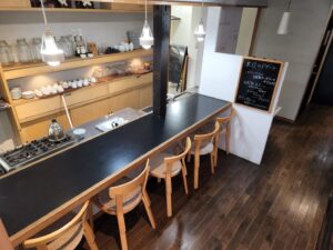 橋本珈琲スタジオ・アトリエミカミ・・グットデザイン賞・登録有形文化財橋本旅館スタジオ・古民家カフェ・登録有形文化財・ドラマ撮影・映画撮影・再現ドラマ撮影・YouTube撮影・ミュージックビデオ撮影・CM撮影・ロケ地・ロケ現場・撮影場所・ハウススタジオ・レンタルスタジオ・貸しスタジオ・東京・東京近郊・桜川市・真壁町・撮影準備・