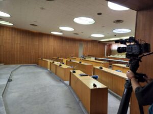 議場・裁判所に観える・撮影場所・ロケ場所・ロケーションコーデネート・アトリエミカミ・映画撮影・ドラマ撮影・バラエティー番組・再現ドラマ・YouTube撮影・ミュージックビデオ撮影・CM撮影・プロモーションビデオ・Ｖシネマ・撮影場所探し・撮影環境・