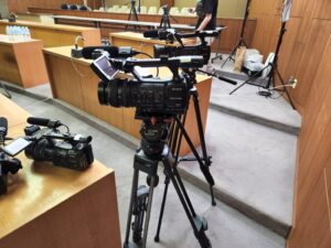 裁判所に観える撮影場所・議場・ロケーションコーデネート・撮影場所探し・アトリエミカミ・現場立ち合い・交渉・契約・撮影補助・製作部・バラエティー番組・ドラマ撮影・映画撮影・CM撮影・ミュージックビデオ撮影・YouTube撮影・番組企画・企画番組・東京近郊・東京・埼玉県・千葉県・神奈川県・茨城県・関東・ロケ場所・ロケ地・撮影・