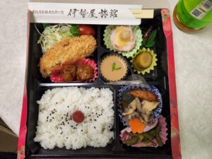地元・伊勢屋旅館のロケ弁・アトリエミカミ・ロケーションコーデネート・撮影場所探し・学校スタジオ・撮影スポット・学園ドラマ・コマーシャル撮影・CM撮影・映画撮影・再現ドラマ撮影・コスプレ撮影・ユーチューブ撮影・アトリエミカミ・管理運営・学校撮影・レンタルスタジオ・東京近郊・東京・東京・関東・桜川市・真壁町・撮影専用物件・