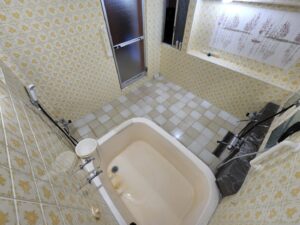 連続ドラマの問い合わせ・登録有形文化財橋本旅館スタジオ風呂場。共同風呂・風呂シーン・台本・シナリオ・製作部・ロケ場所・撮影場所・犯罪行為・犯罪シーン・盗撮・入浴・入浴シーン・映画撮影・ＣＭ撮影・ミュージックビデオ撮影・再現ドラマ・YouTube撮影・アトリエミカミ・管理・ハウススタジオ・貸しスタジオ・レンタルスタジオ・コスプレ撮影・ロケ地・東京近郊・東京・関東