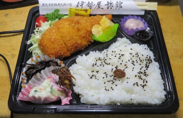 伊勢屋のロケ弁・アトリエミカミ・学校スタジオ・撮影スポット・学園ドラマ・コマーシャル撮影・CM撮影・映画撮影・再現ドラマ撮影・コスプレ撮影・ユーチューブ撮影・アトリエミカミ・管理運営・学校撮影・レンタルスタジオ・東京近郊・東京・東京・関東・桜川市・真壁町・撮影専用物件・