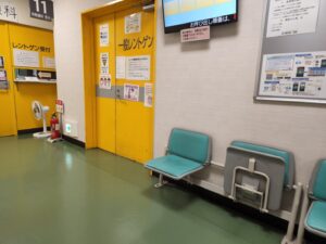 レントゲン撮影・整形外科・治療・ばね指・注射・登録有形文化財橋本旅館スタジオ・学校スタジオ・アパートスタジオ・アトリエミカミ・撮影専用に改造したアパートスタジオ・撮影用電源。壁の取り外し・撮影用物件・ハウススタジオ・レンタルハウス・貸しスタジオ・アトリエミカミ・管理運営・スタジオ料金・映画撮影・ドラマ撮影・再現ドラマ撮影・YouTube撮影・ミュージックビデオ撮影・CM撮影・東京・東京近郊・連続ドラマ撮影・ロケ地・ロケ場所・有名作品・ロケ地巡り・ロケハン・ロケ弁・撮影場所