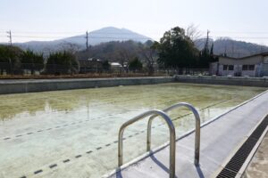 プール水張り・学校スタジオ撮影・ミュージックビデオ撮影現場・撮影スポット・学園ドラマ・コマーシャル撮影・CM撮影・映画撮影・再現ドラマ撮影・コスプレ撮影・ユーチューブ撮影・アトリエミカミ・管理運営・学校撮影・レンタルスタジオ・東京近郊・東京・東京・関東・桜川市・真壁町・撮影専用物件