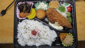 ロケ弁・伊勢屋旅館・アトリエミカミ学校スタジオ・ミュージックビデオ撮影現場・撮影スポット・学園ドラマ・コマーシャル撮影・CM撮影・映画撮影・再現ドラマ撮影・コスプレ撮影・ユーチューブ撮影・アトリエミカミ・管理運営・学校撮影・レンタルスタジオ・東京近郊・東京・東京・関東・桜川市・真壁町・撮影専用物件