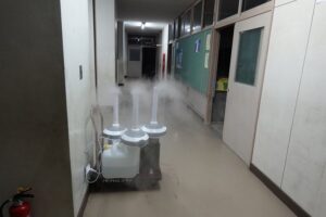 超音波加湿器の消毒液・学校スタジオ消毒・コロナ対策・・学校スタジオ・高校生の教室・学校スタジオ・学校撮影・ミュージックビデオ撮影現場・撮影スポット・学園ドラマ・コマーシャル撮影・CM撮影・映画撮影・再現ドラマ撮影・コスプレ撮影・ユーチューブ撮影・アトリエミカミ・管理運営・学校撮影・レンタルスタジオ・東京近郊・東京・東京・関東・桜川市・真壁町・撮影専用物件