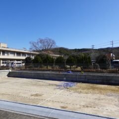 空のプール・水なしプール・学校のプール撮影・学校スタジオ・学校撮影・ミュージックビデオ撮影現場・撮影スポット・学園ドラマ・コマーシャル撮影・CM撮影・映画撮影・再現ドラマ撮影・コスプレ撮影・ユーチューブ撮影・アトリエミカミ・管理運営・学校撮影・レンタルスタジオ・東京近郊・東京・東京・関東・桜川市・真壁町・撮影専用物件