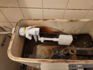 トイレの水漏れ修理・登録有形文化財橋本旅館スタジオ・アトリエミカミ・登録有形文化財橋本旅館スタジオ・登録有形文化財橋本旅館スタジオ外観・撮影スタジオ・アトリエミカミ・管理運営・グットデザイン賞・登録有形文化財橋本旅館スタジオ・古民家カフェ・登録有形文化財・ドラマ撮影・映画撮影・再現ドラマ撮影・YouTube撮影・ミュージックビデオ撮影・CM撮影・ロケ地・ロケ現場・撮影場所・ハウススタジオ・レンタルスタジオ・貸しスタジオ・東京・東京近郊・桜川市・真壁町・撮影準備
