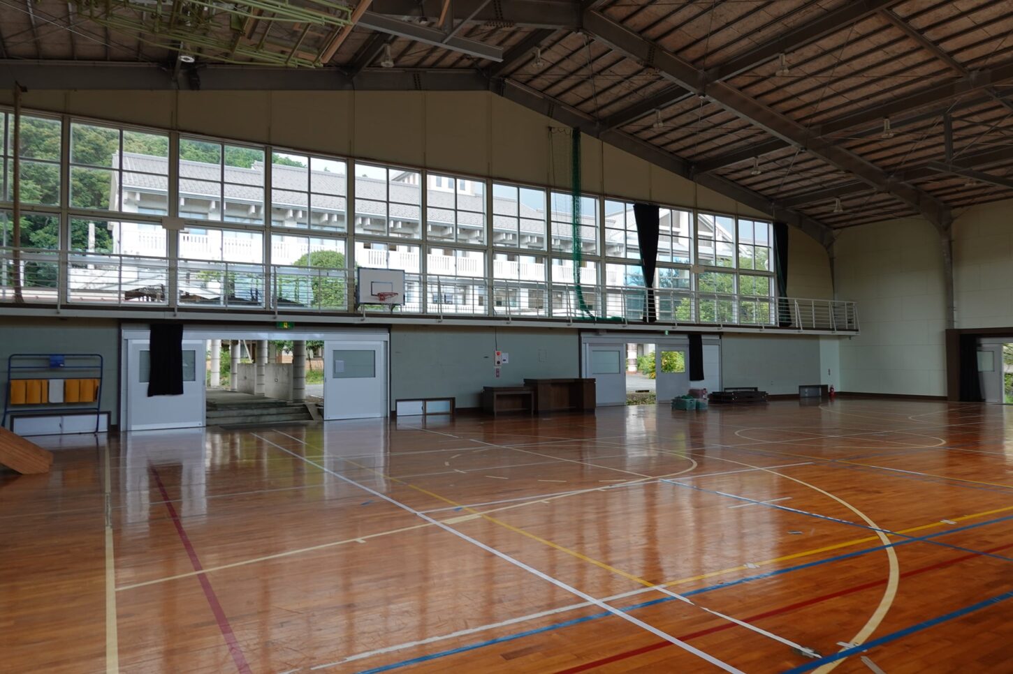 公共物件・アトリエミカミ・業務用大型ストーブ・学校の体育館・学校スタジオ・筑波山・高校生の教室・学校スタジオ・学校撮影・ミュージックビデオ撮影現場・撮影スポット・学園ドラマ・コマーシャル撮影・CM撮影・映画撮影・再現ドラマ撮影・コスプレ撮影・ユーチューブ撮影・アトリエミカミ・管理運営・学校撮影・レンタルスタジオ・東京近郊・東京・東京・関東・桜川市・真壁町・撮影専用物件