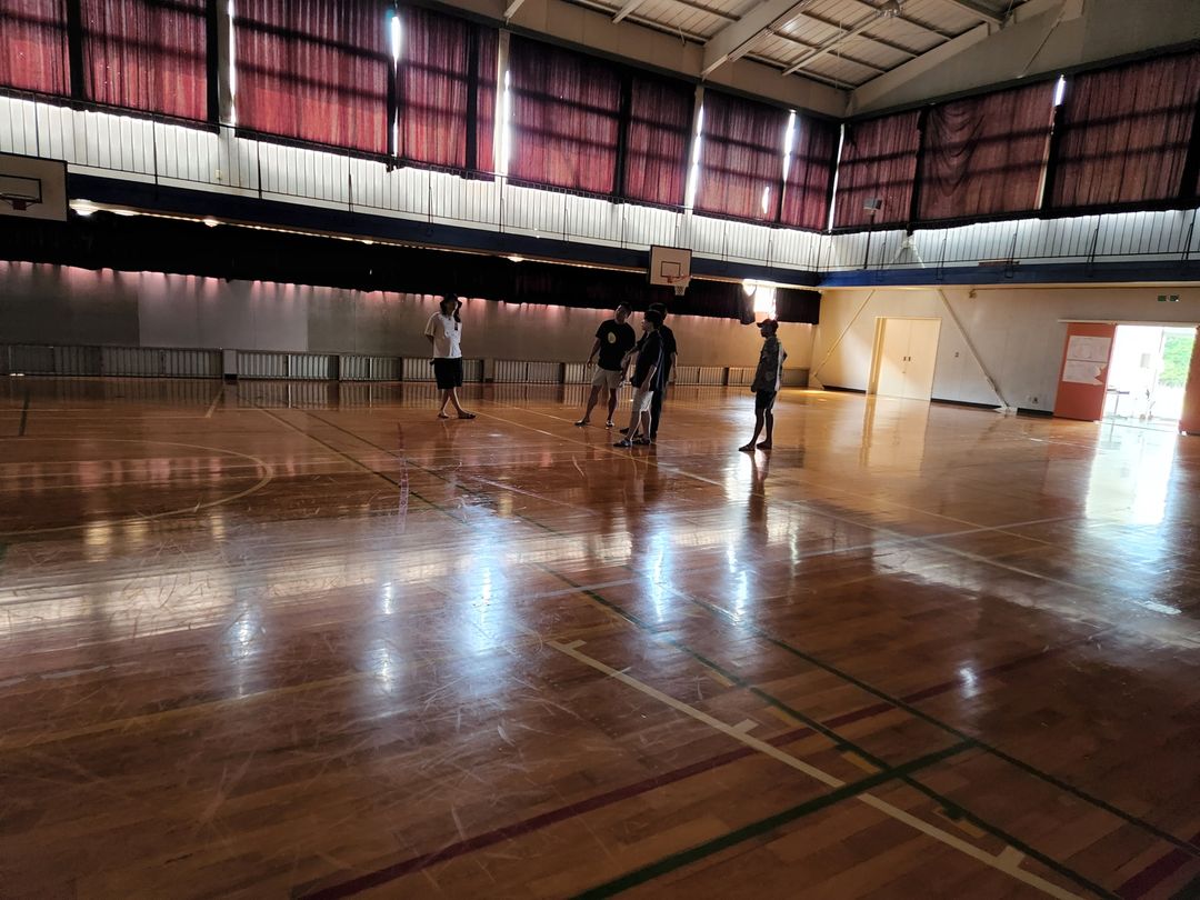 体育館・体育施設。ロケハン・学校スタジオ・廊下・学校の廊下・学校スタジオ・筑波山・高校生の教室・学校スタジオ・学校撮影・ミュージックビデオ撮影現場・撮影スポット・学園ドラマ・コマーシャル撮影・CM撮影・映画撮影・再現ドラマ撮影・コスプレ撮影・ユーチューブ撮影・アトリエミカミ・管理運営・学校撮影・レンタルスタジオ・東京近郊・東京・東京・関東・桜川市・真壁町・撮影専用物件