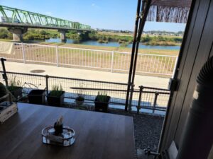 ラーメン・時代遅れ・常総市・水海道・アトリエミカミ・アパート昭和レトロアパートスタジオ・アパートスタジオ・アトリエミカミ・撮影専用・撮影専用に改造したアパートスタジオ・撮影用電源。壁の取り外し・撮影用物件・ハウススタジオ・レンタルハウス・貸しスタジオ・アトリエミカミ・管理運営・スタジオ料金・映画撮影・ドラマ撮影・再現ドラマ撮影・YouTube撮影・ミュージックビデオ撮影・CM撮影・東京・東京近郊・連続ドラマ撮影・ロケ地・ロケ場所・有名作品・ロケ地巡り・ロケハン・ロケ弁・撮影場所・スタジオ・