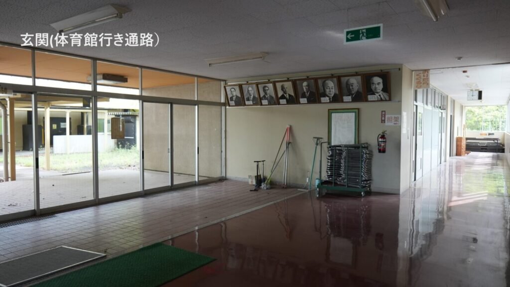 学校(校舎)撮影貸出し　玄関