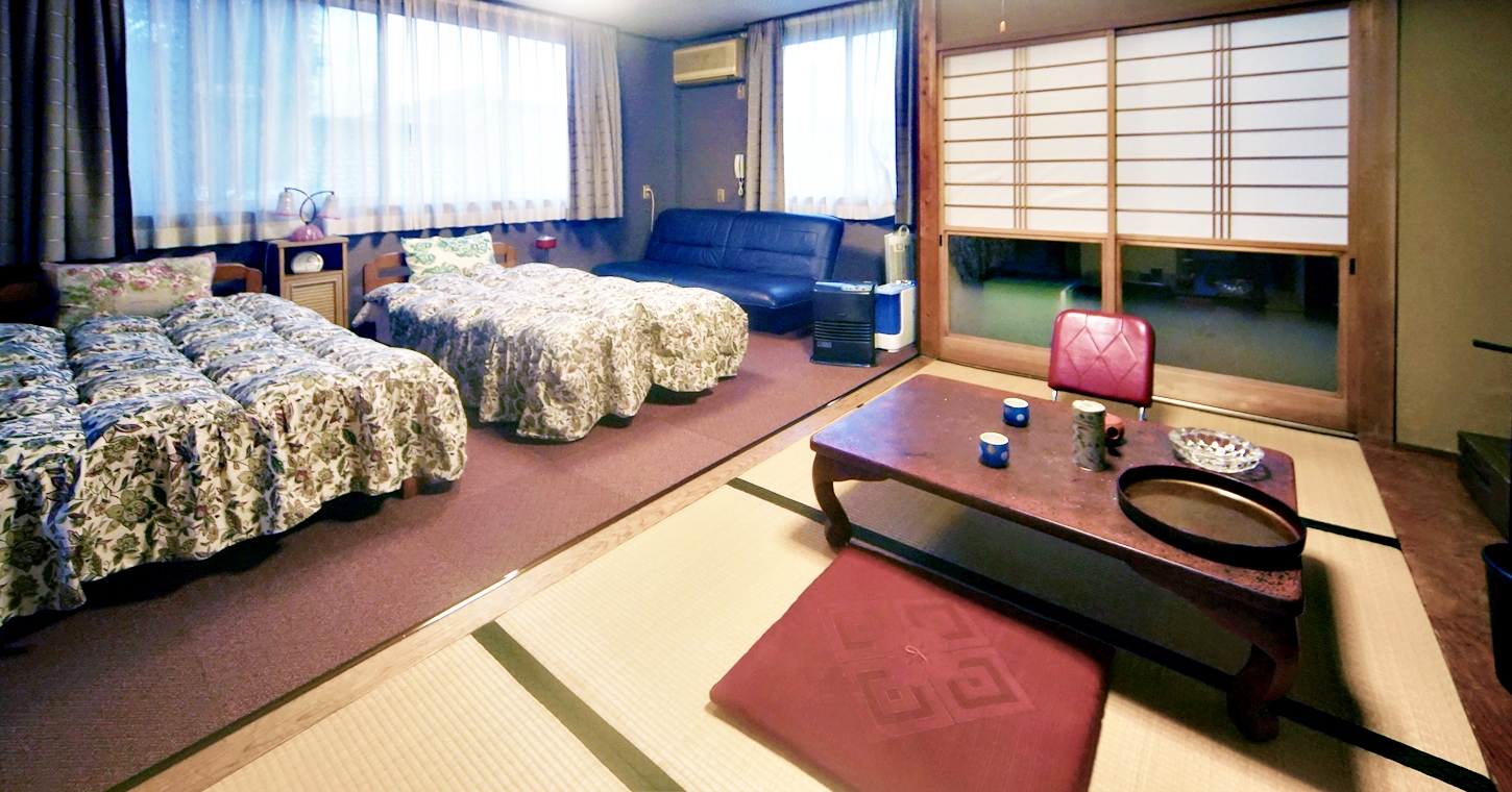 登録有形文化財橋本旅館スタジオ