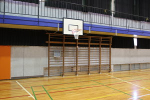 まるまる学校スタジオ体育館