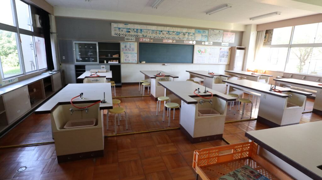 まるまる学校スタジオ実験室・理科室