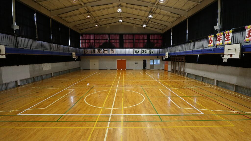 まるまる学校スタジオ体育館