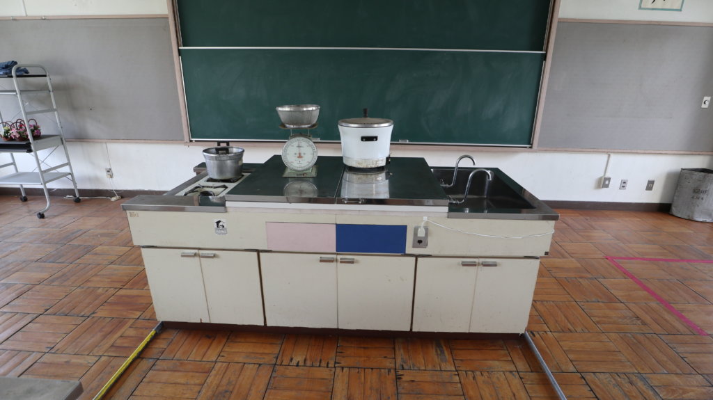 学校スタジオ・撮影・家庭科室・キッチンスタジオ・料理教室スタジオ