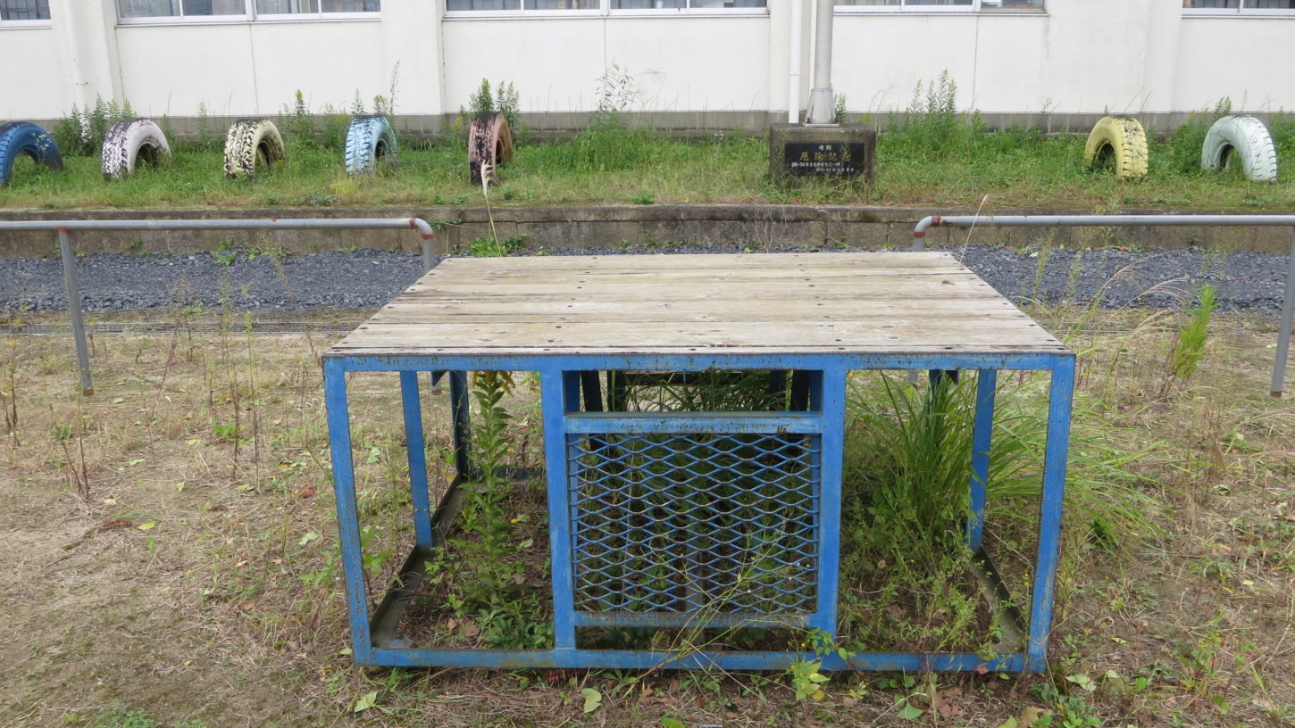 まるまる撮影で使える学校スタジオ・校庭・朝礼台・東京近郊・真壁町・桜川市・