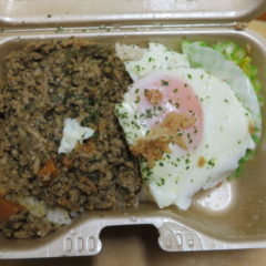 学校スタジオ・ロケ弁・差し入れ・ガパオライス弁当